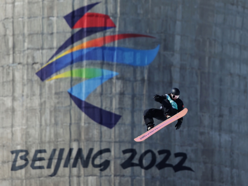 爱游戏网页版入口-运动员发挥出色，五环旗飘扬(运动员发挥出色,五环旗飘扬的作用)