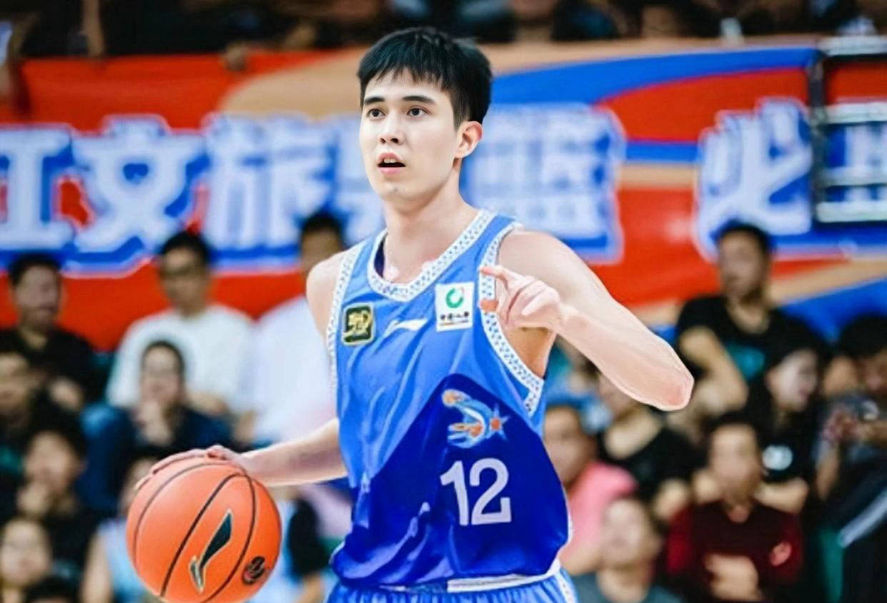 爱游戏在线登录-福建男篮成功逆转!球队状态回暖的简单介绍