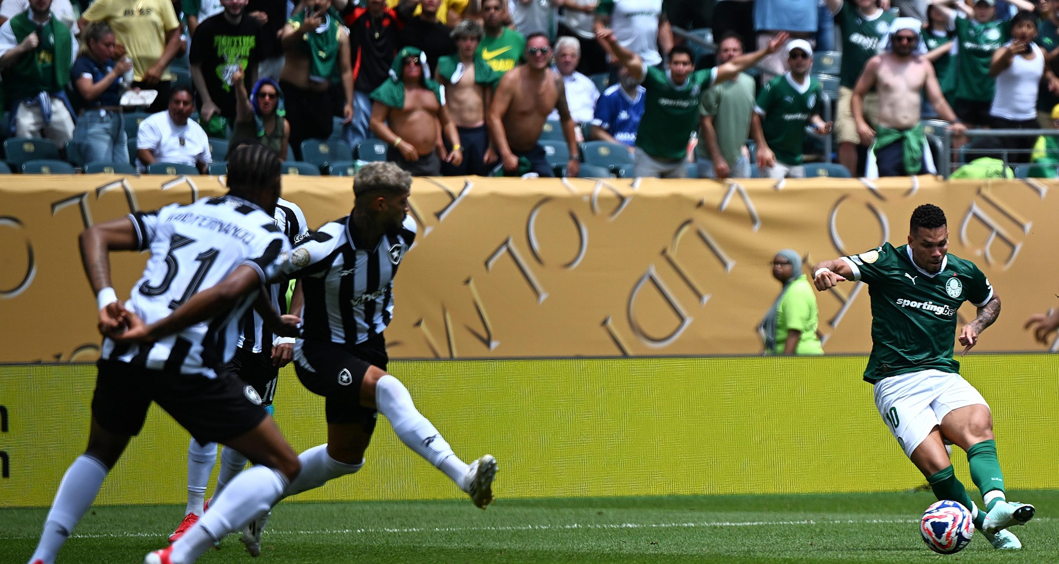 帕尔马凭借维尔蒂进球，客场击败那不勒斯