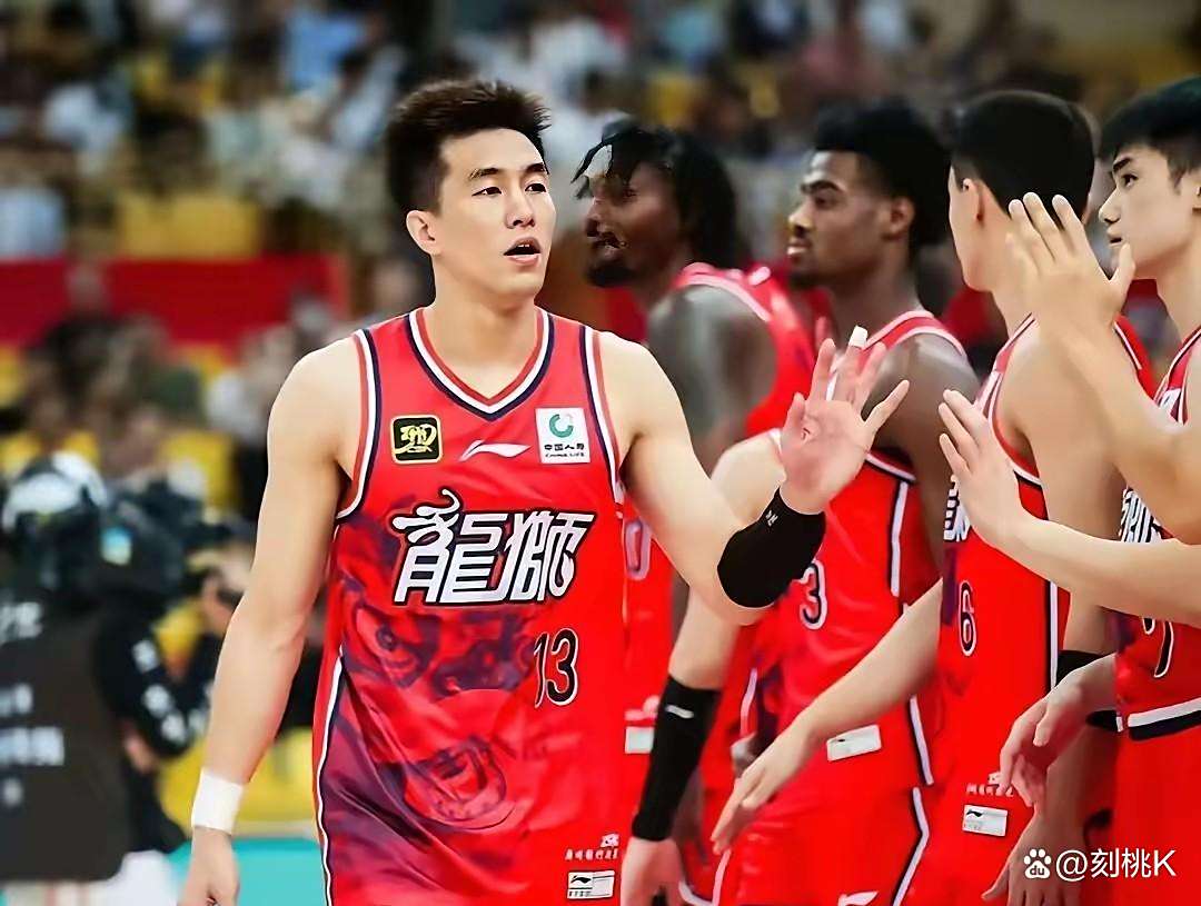爱游戏app下载-广州龙狮主场大胜，获得CBA胜利宝座