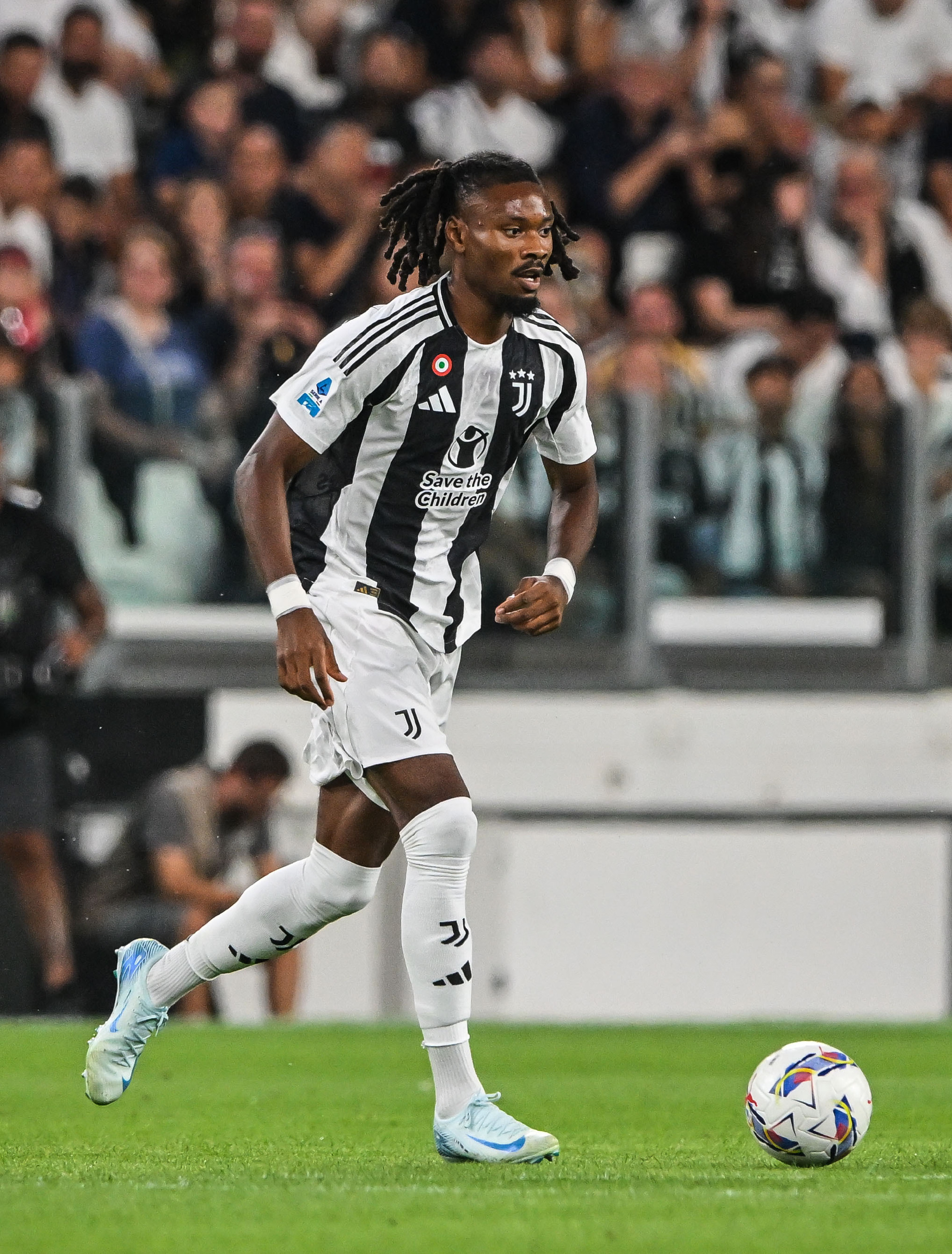 爱游戏中国官网-尤文图斯遗憾丢分，难掩球队实力下滑