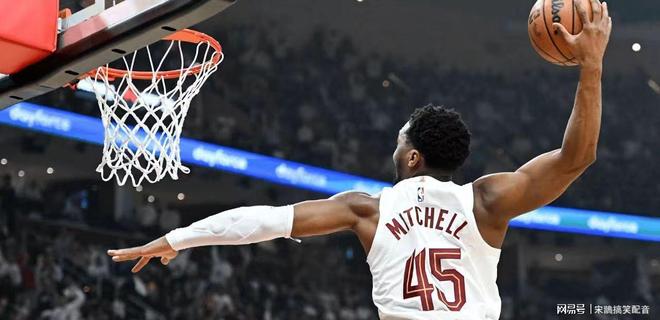 爱游戏官网网页版入口-爵士大胜活塞，米切尔全场33分