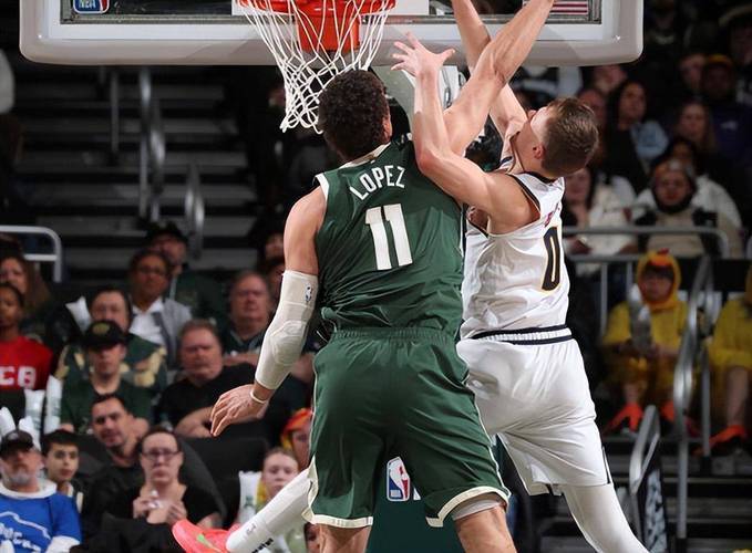 爱游戏体育平台-包含雄鹿击败黄蜂，字母哥极限上分嗨翻的词条