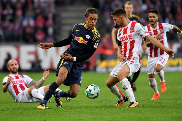 包含斯图加特在客场力克对手，逐步脱离降级区的词条