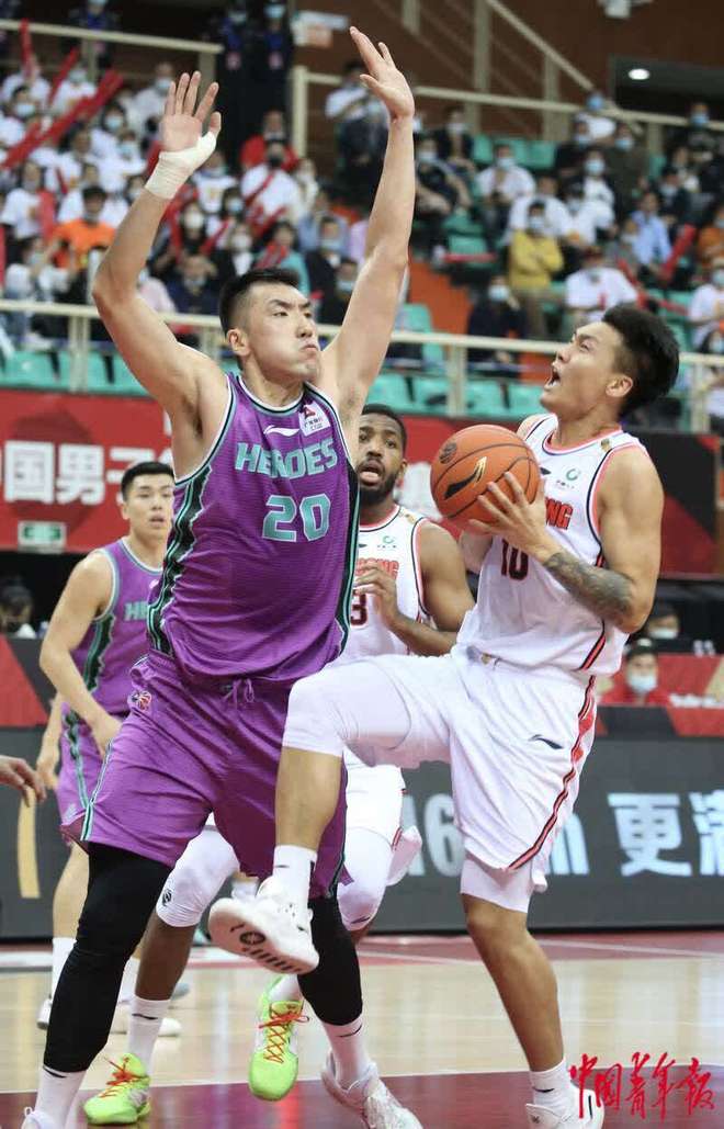 四川队大胜福建队,连胜气势如虹的简单介绍 四川队大胜福建队,连胜气势如虹的简单介绍