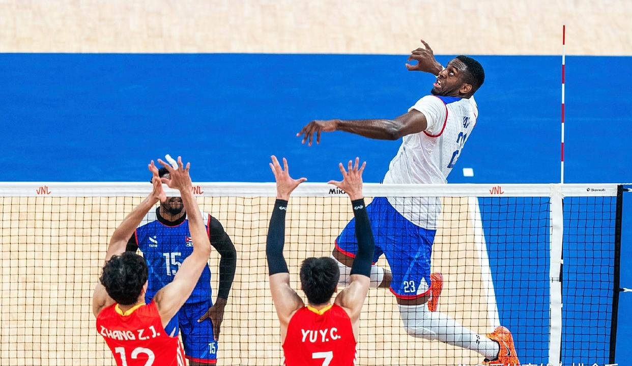 爱游戏在线-古巴队在国外大赛中实现胜利