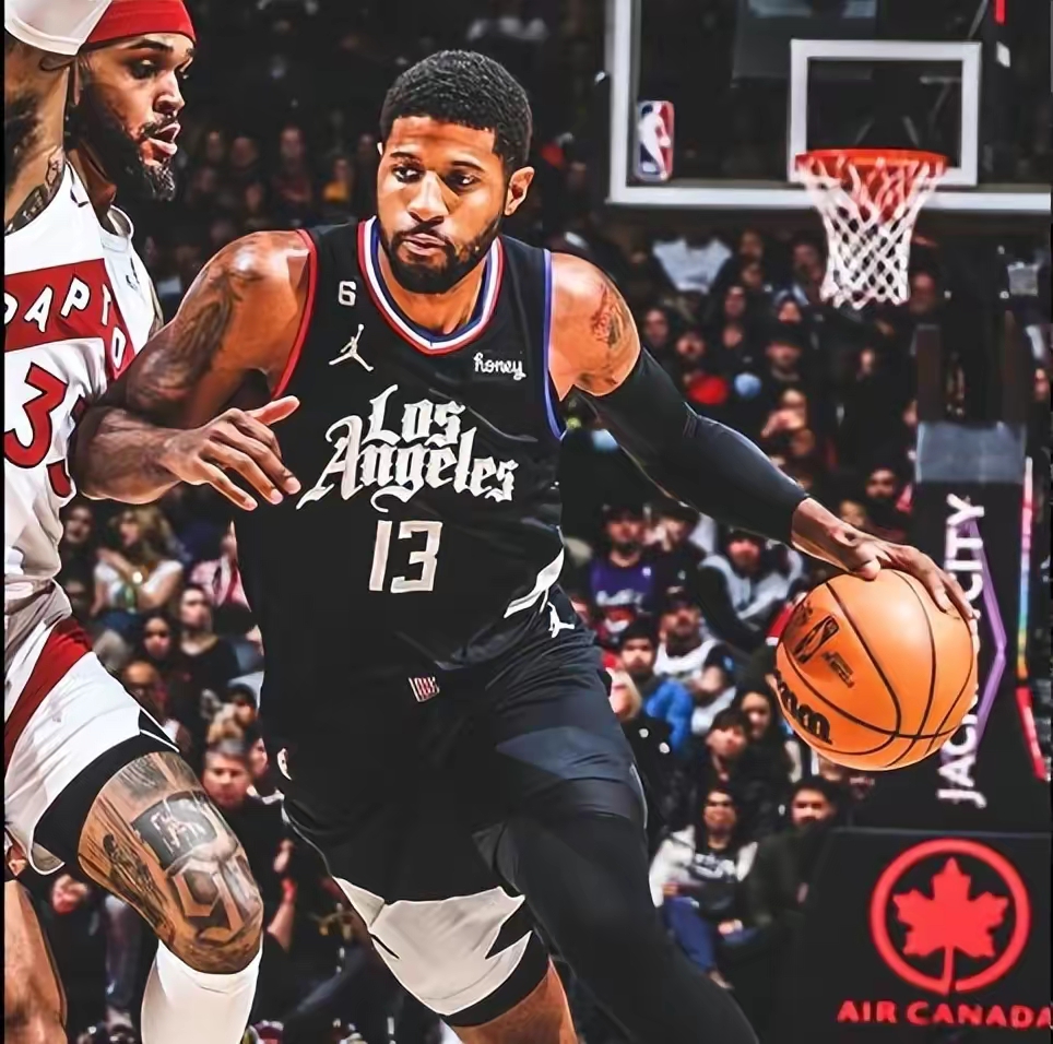 包含猛龙不敌快船伦纳德贡献分，卡佩拉狂砍位，季后赛八强固定的词条